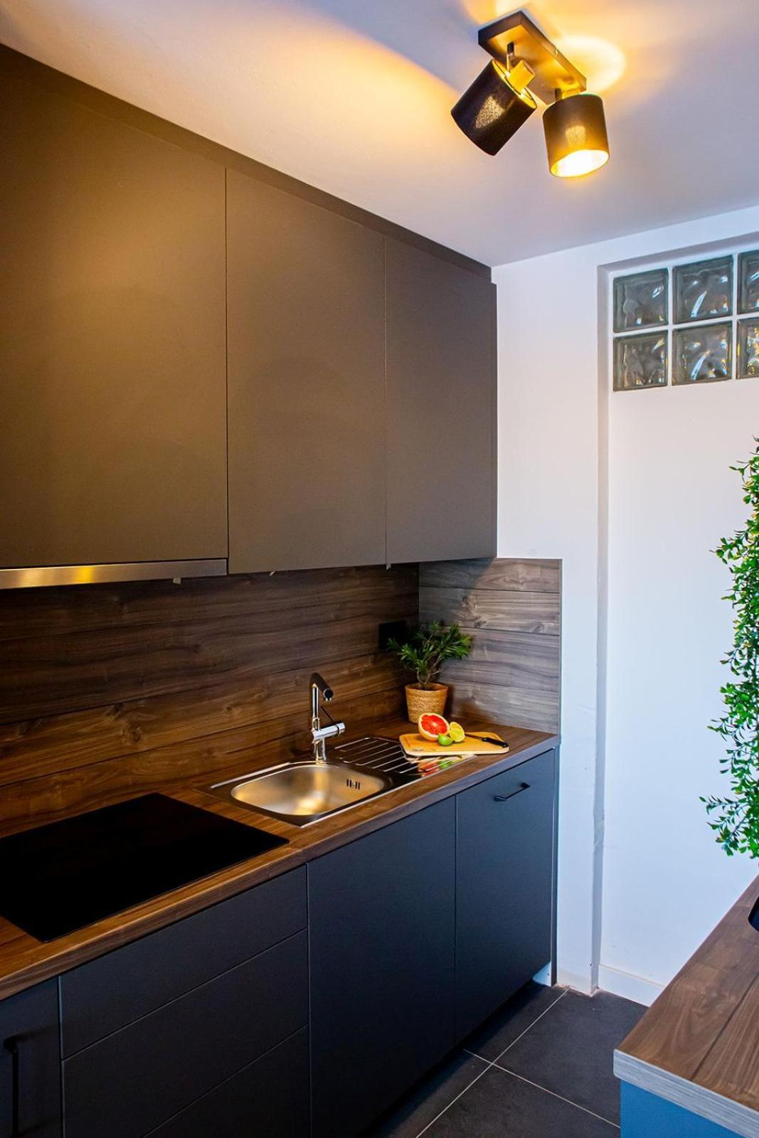 Three Bedroom Apartment With Old Town View - Orlanda'S Apartment Дубровник Экстерьер фото